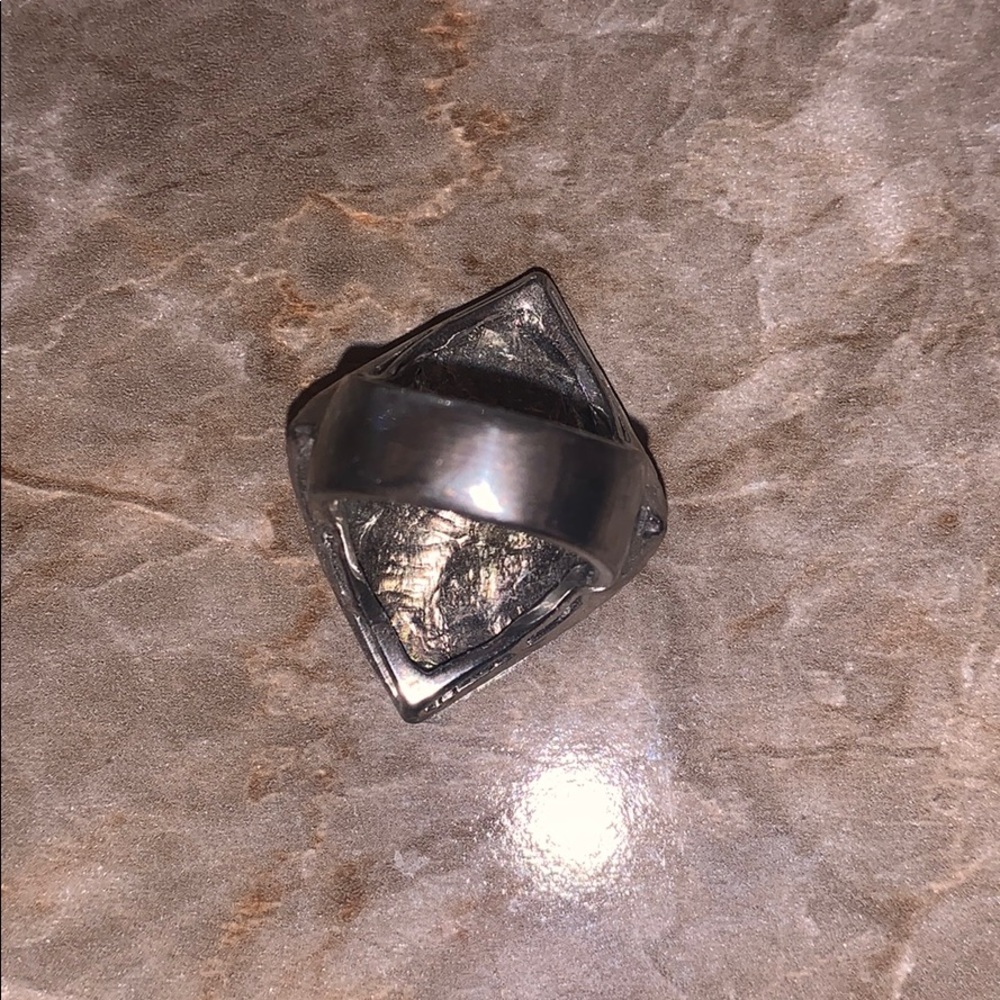 Statement Ring - Picture 3 of 4